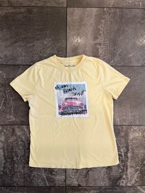 Abercrombie kids Yellow Graphic Tee - Miami Beach Sunset Print size 9/10